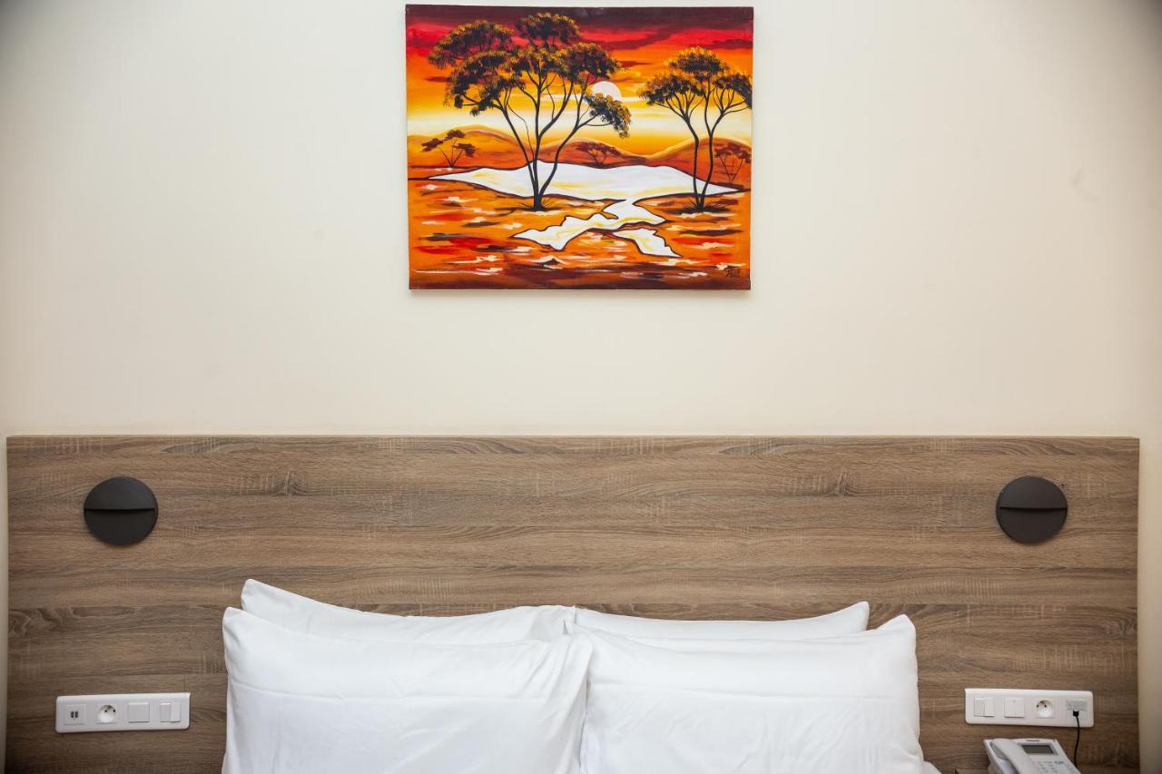 Silver Moon Hotel Αμπιτζάν Εξωτερικό φωτογραφία