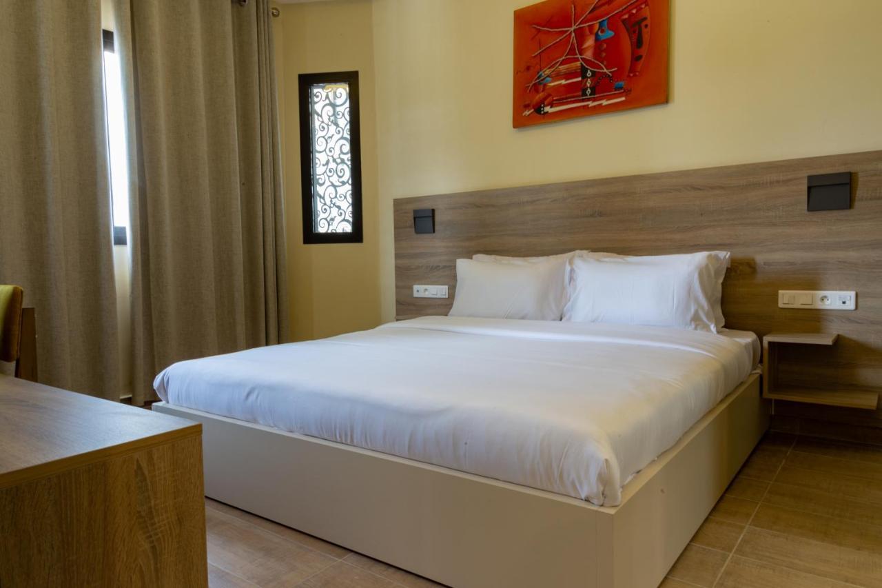 Silver Moon Hotel Αμπιτζάν Εξωτερικό φωτογραφία