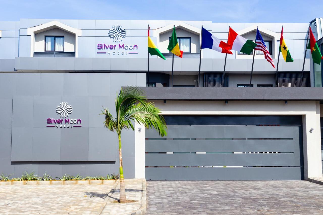 Silver Moon Hotel Αμπιτζάν Εξωτερικό φωτογραφία