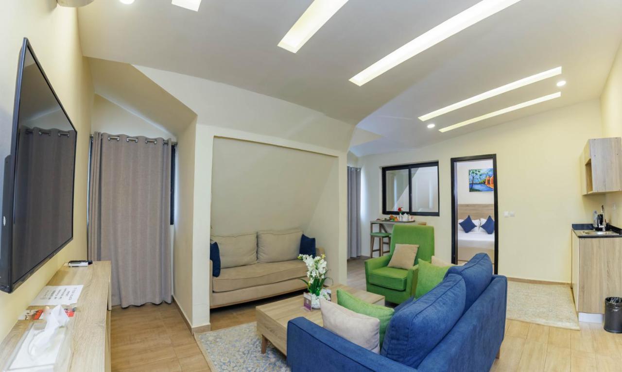 Silver Moon Hotel Αμπιτζάν Εξωτερικό φωτογραφία